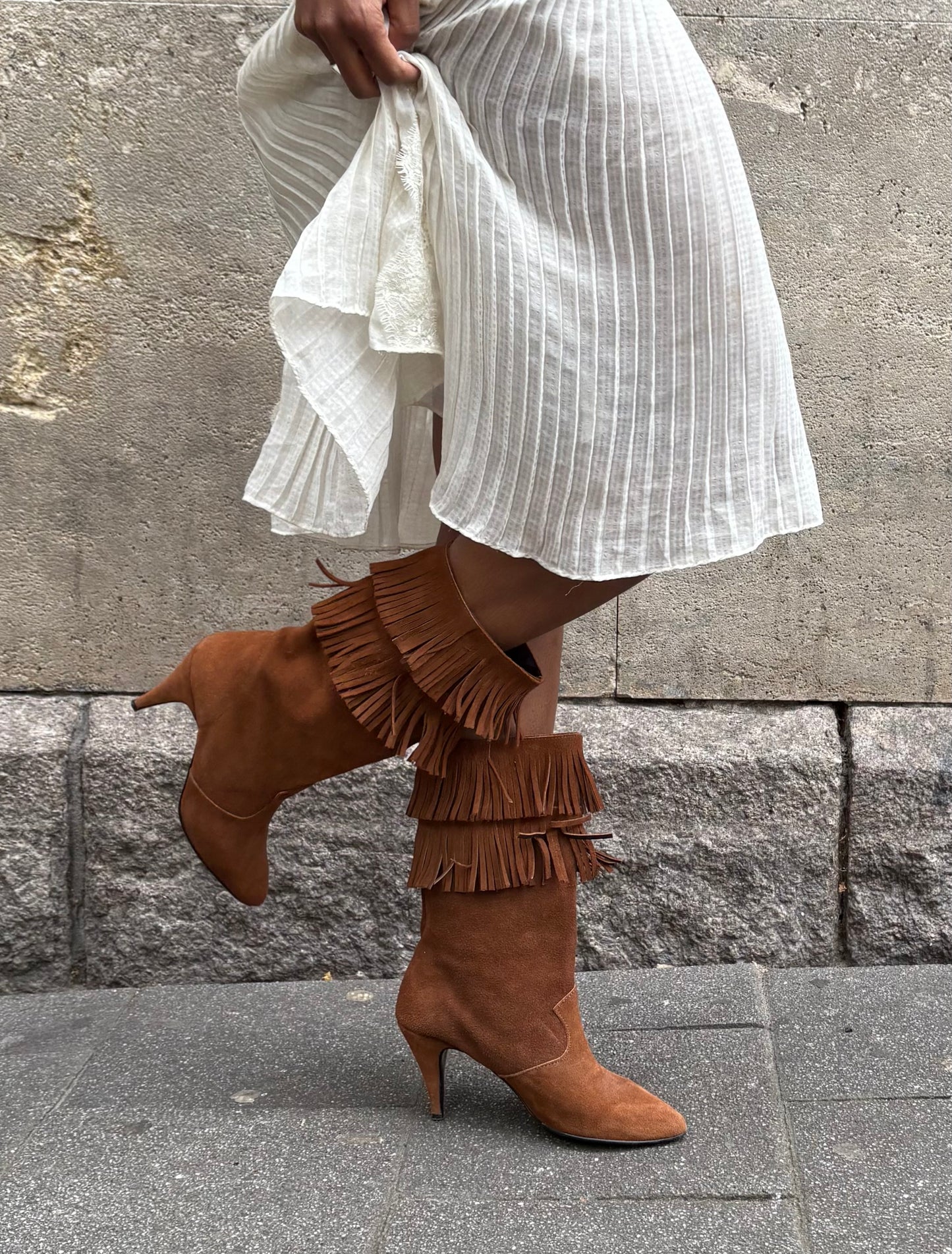 SUEDE FRINGE BOOT