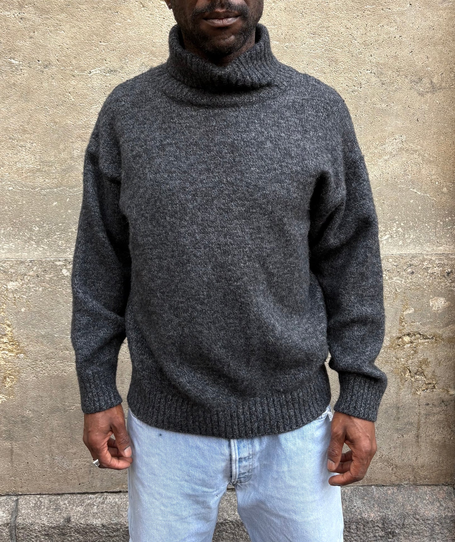 KNIT TURTLENECK