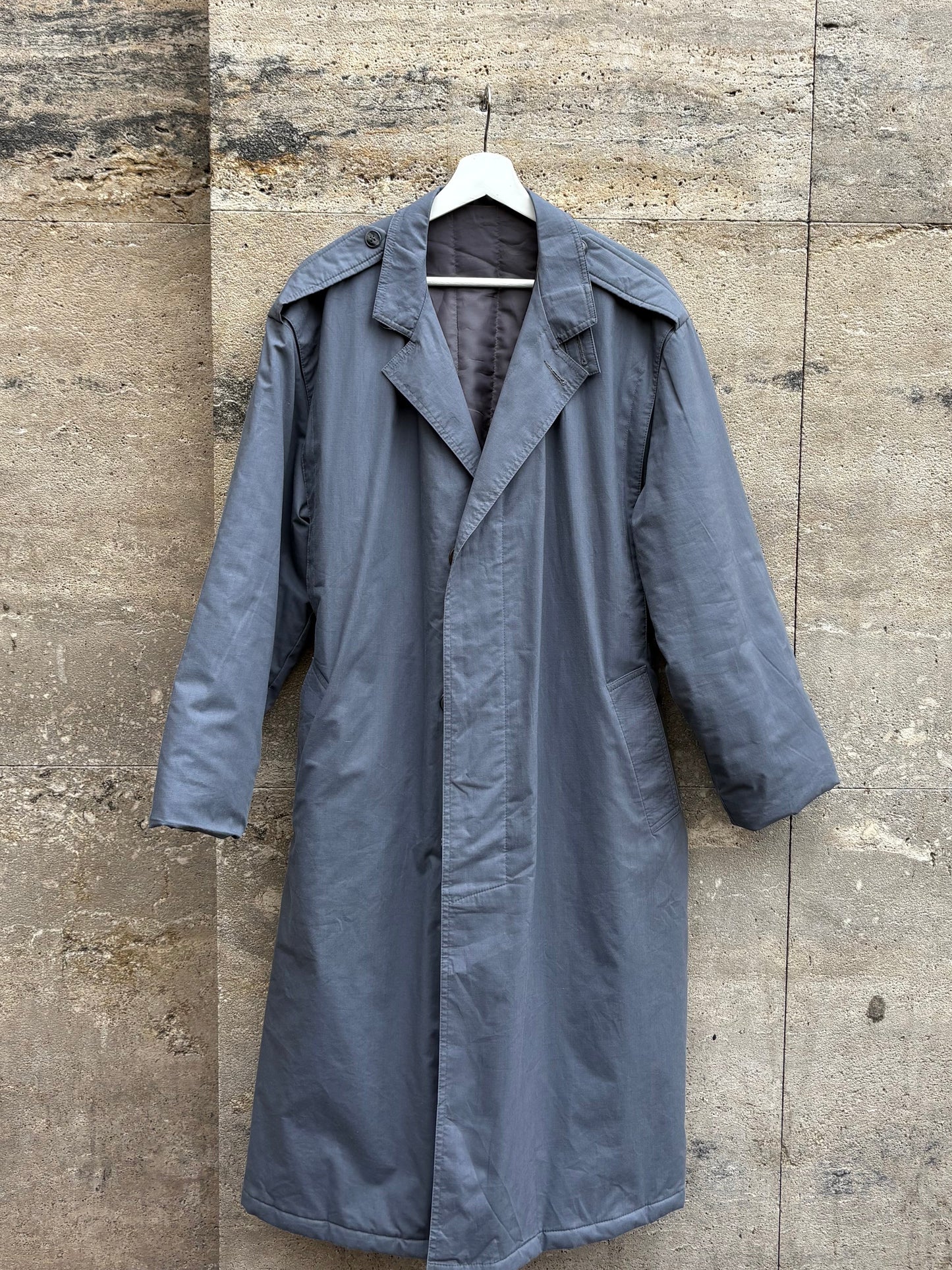 TRENCHCOAT