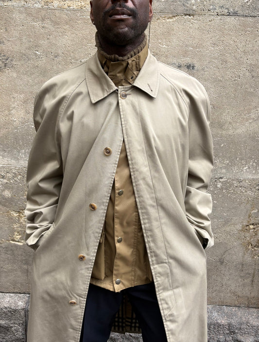 BURBERRY TRENCHCOAT