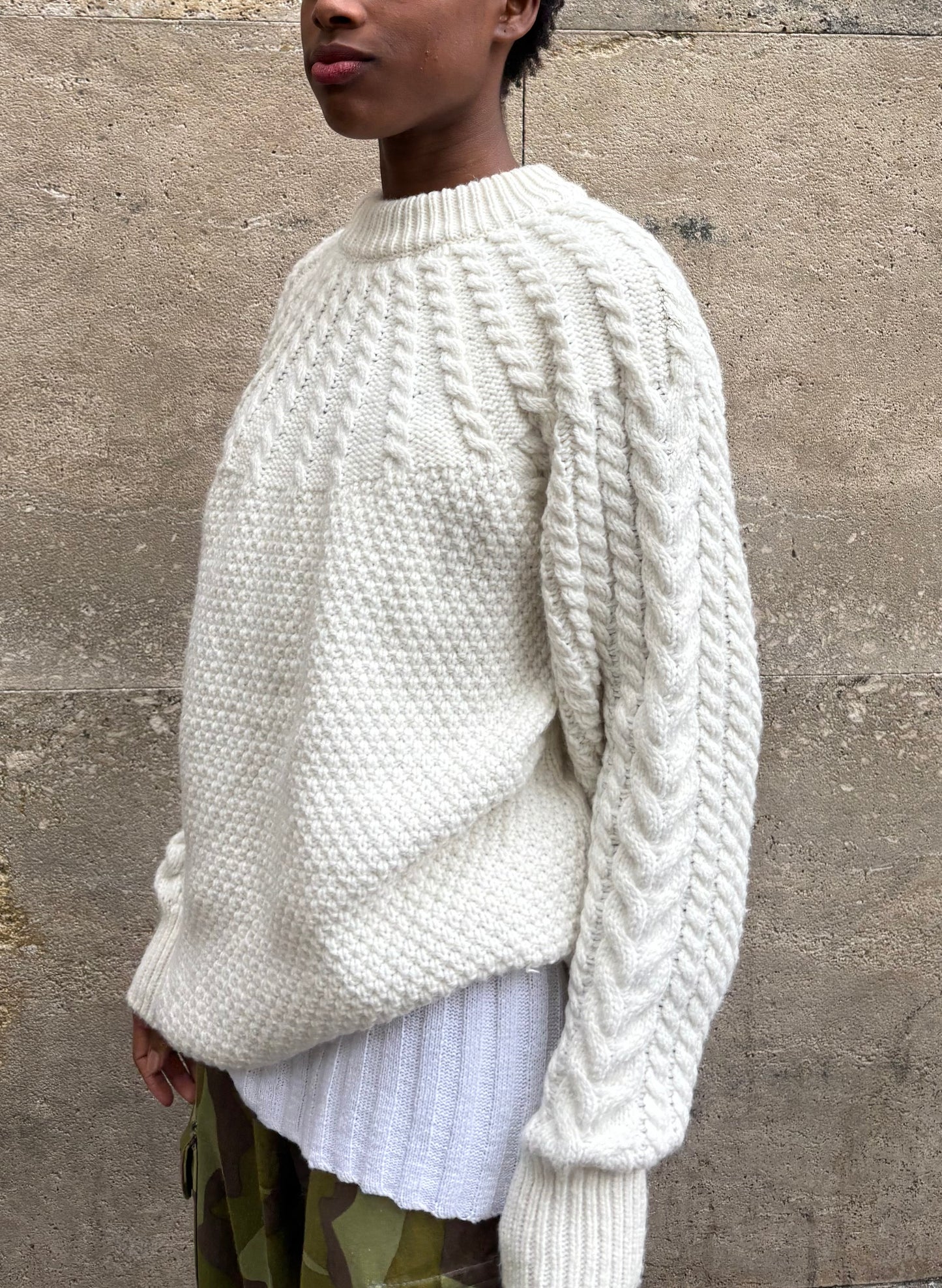 KNIT SWEATER