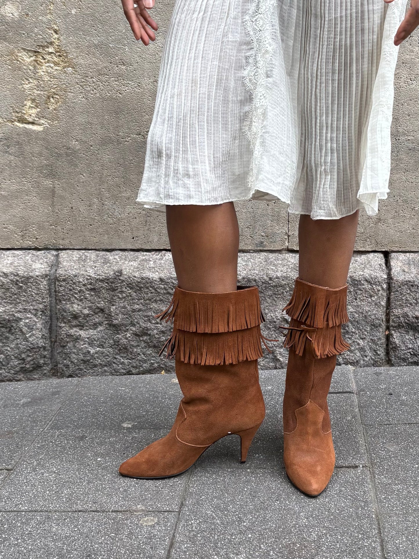 SUEDE FRINGE BOOT