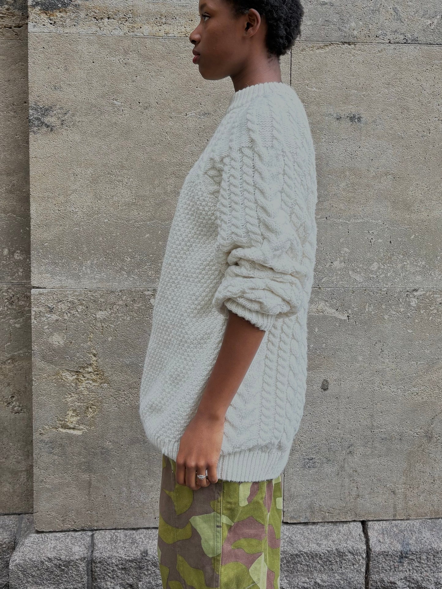 KNIT SWEATER